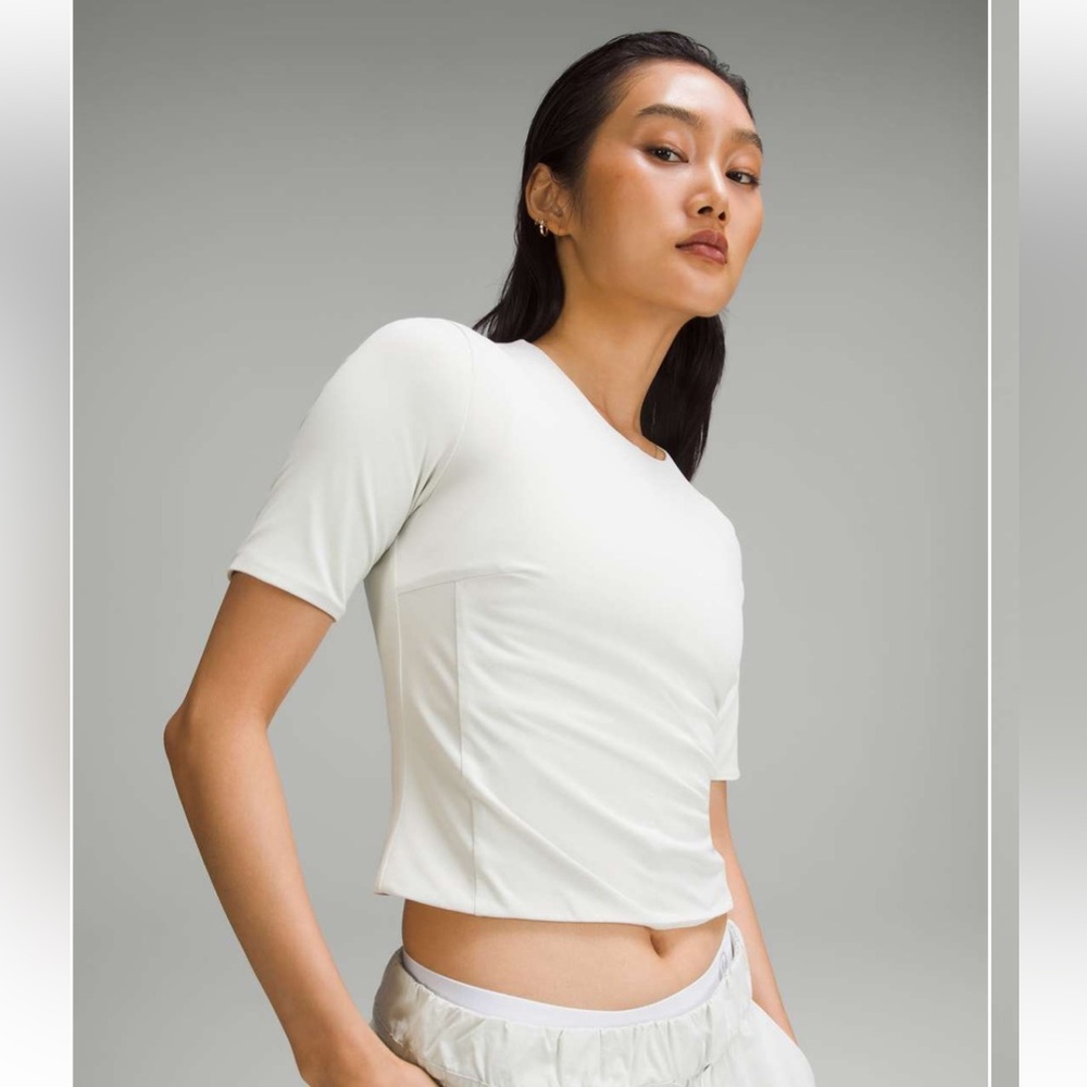 Lululemon Tight-Fit Lined T-Shirt - Picture 2 of 10